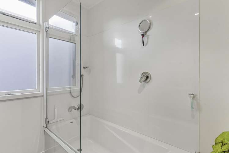 21 Leven Street Roslyn_18