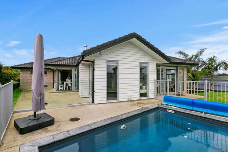 57 Sunningdale Street Wattle Downs_15