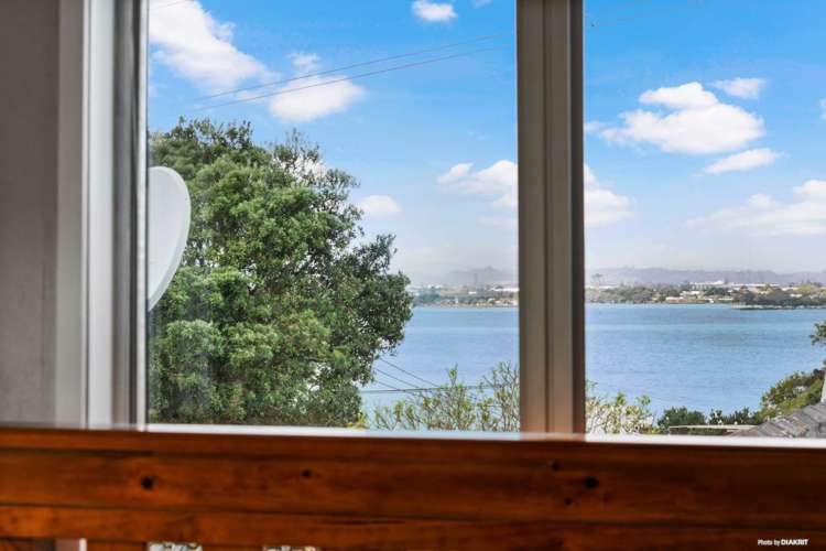 81 Goodall Street Hillsborough_13