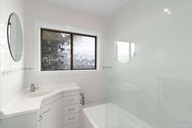 14 Peachgrove Road Te Atatu Peninsula_9