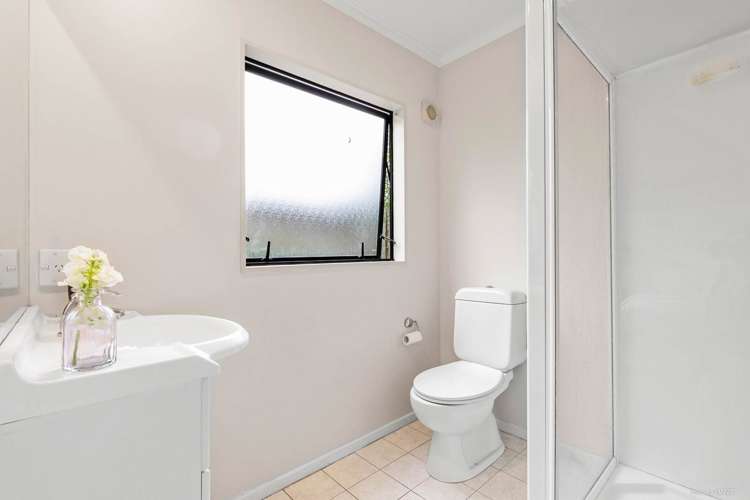 1/27 Roanoke Way Albany_6