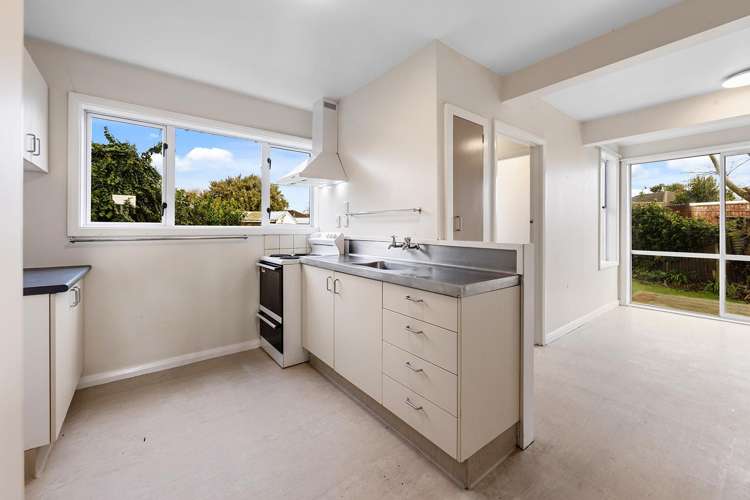 5 Belfield Street Dallington_5