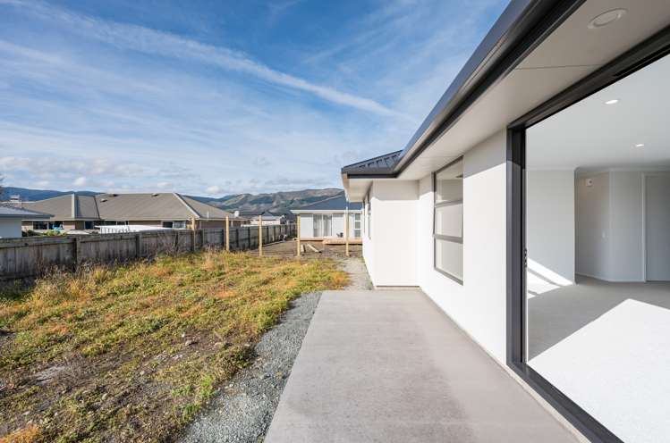 35 Woodley Road Richmond_18