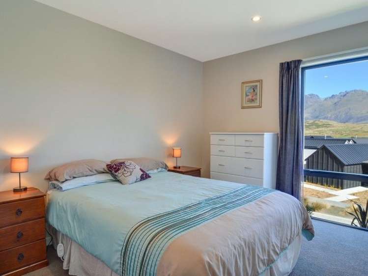 46 Falconer Rise Jacks Point_25