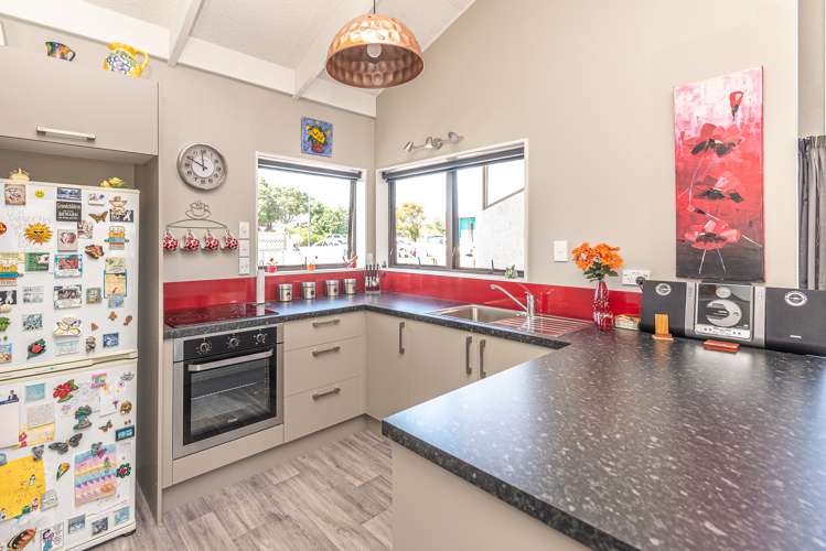6 Campbell Street Wanganui Central_1
