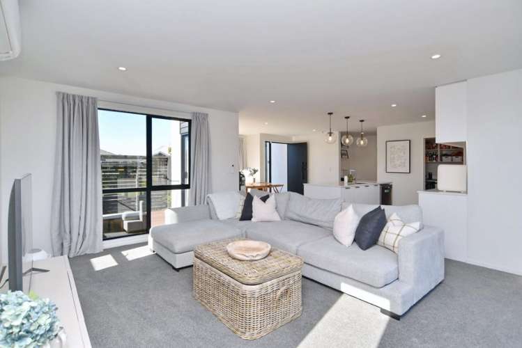 10 Jury Lane Woodend_11