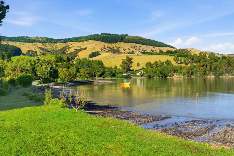 471 Marine Drive Charteris Bay_19