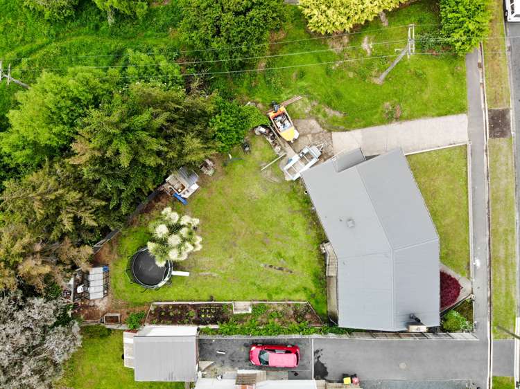 12 Waldron Crescent Green Island_16