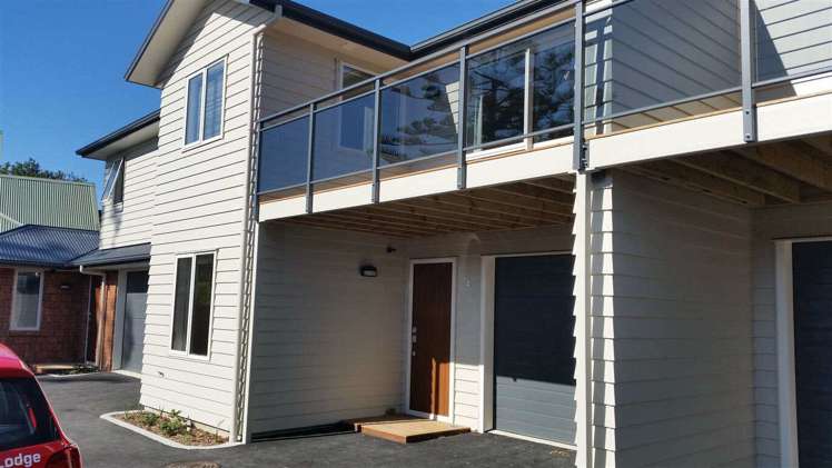 4/9 Wellington Street Hamilton East_0