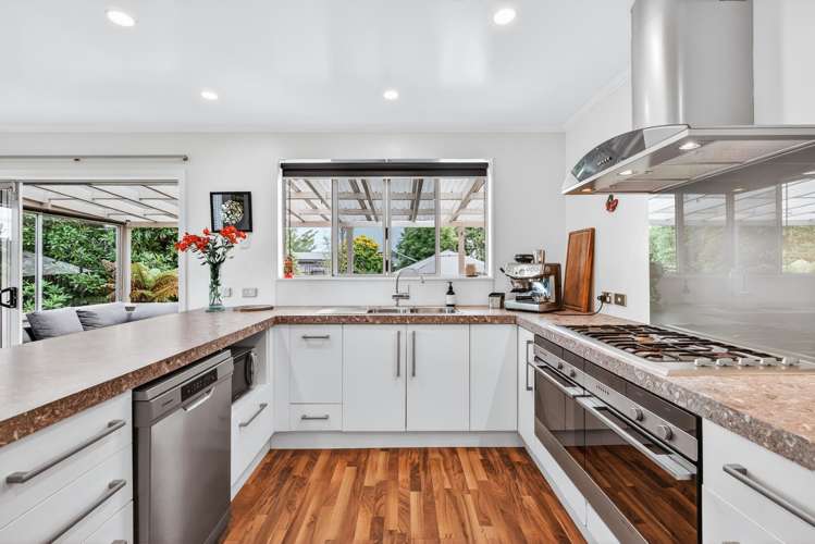 46 Henry Hill Road Taupo_13