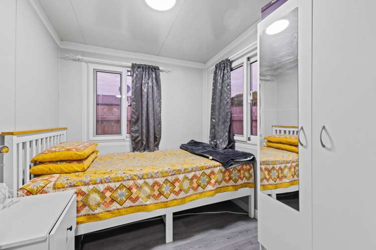 11 Lincoln Road Manurewa East_20