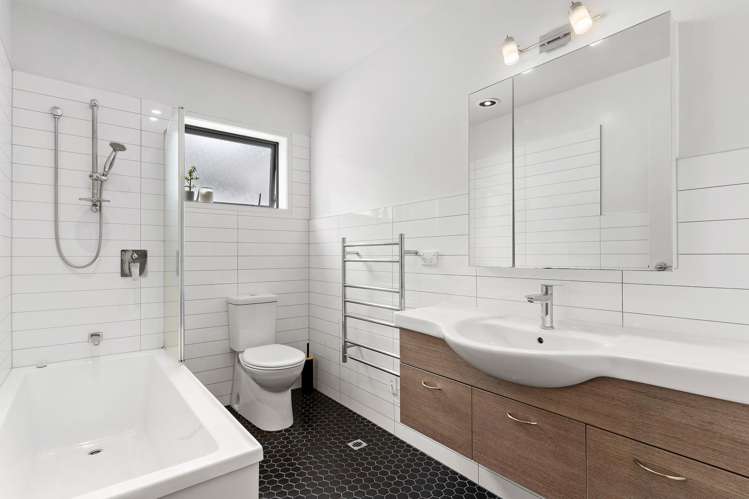 33/27 Powell Street Avondale_11