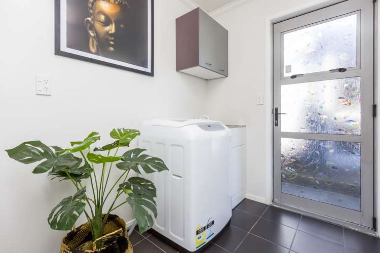 50 Stokes Valley Road Stokes Valley_12