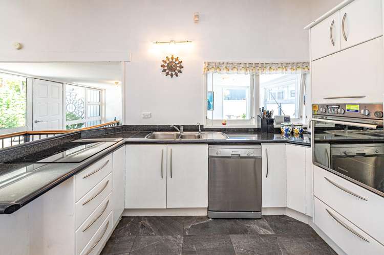 7 D'arcy Road Bastia Hill_5