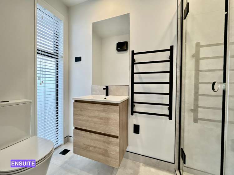 4/33 Diamond Avenue 10222_10