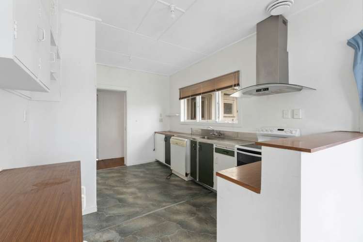 51 Whitford Park Road Whitford_12