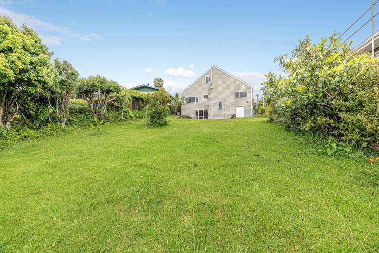 20 Peter Terrace Castor Bay_20