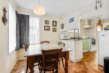 34 Camellia Drive_3