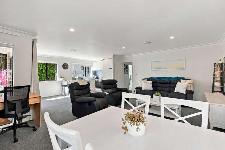 3/30 Whiteley Street Moturoa_12