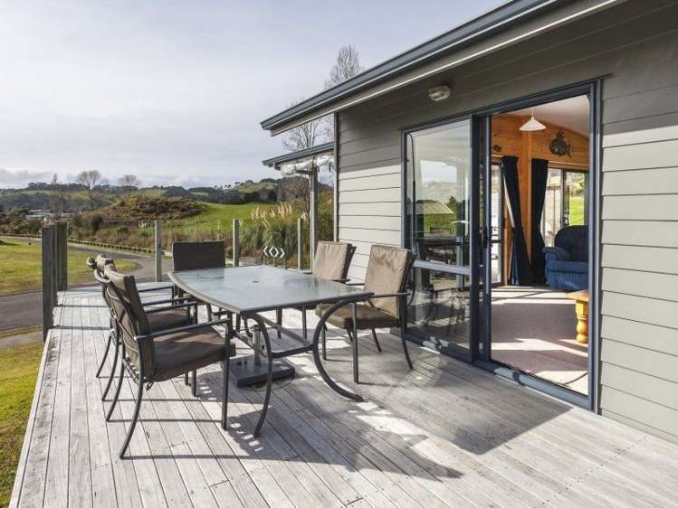 60 Scott Drive Cooks Beach_11