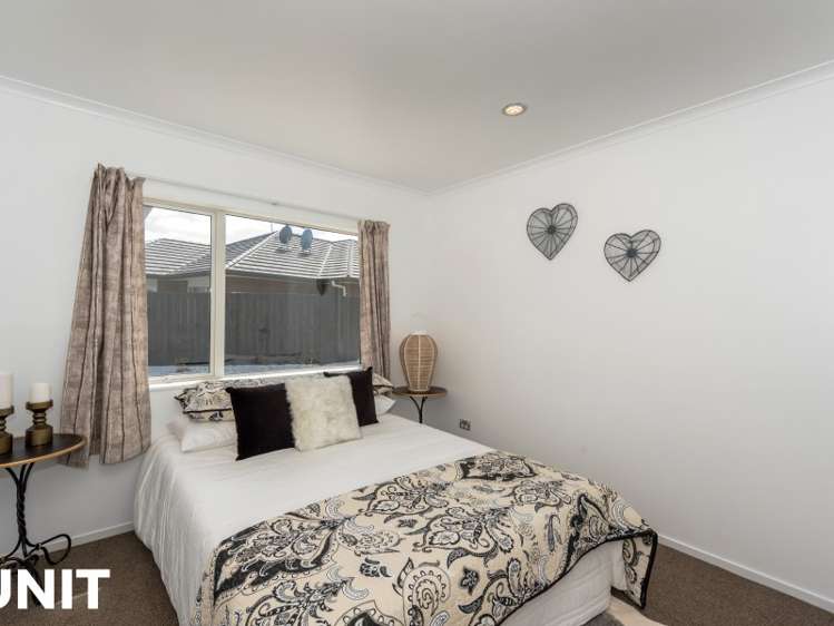 208 Saint James Drive Huntington_17