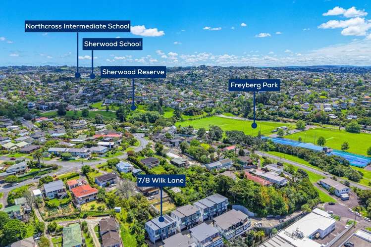7/8 Wilk Lane Browns Bay_26
