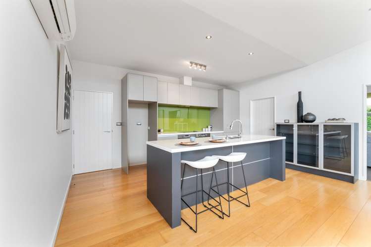 53 Champion Road Richmond_10