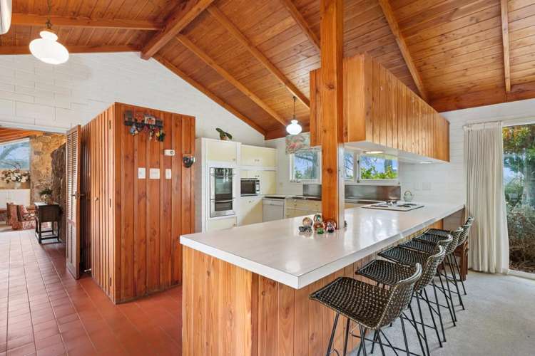 32 Matipo Avenue 11068_1