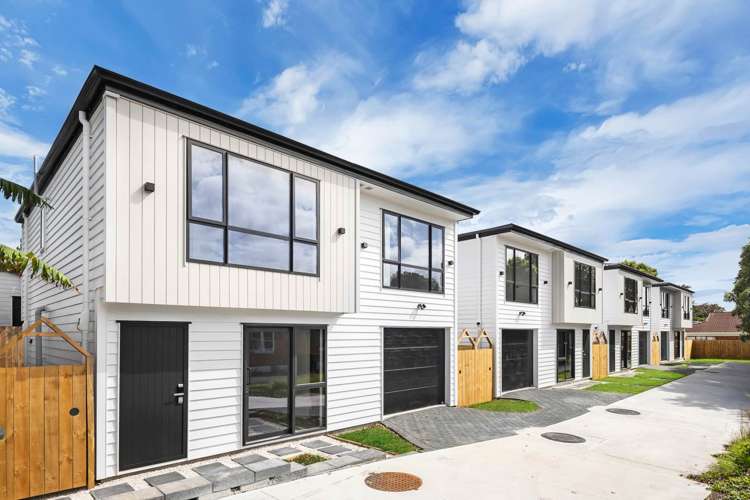 2/60 Landscape Road Papatoetoe_5