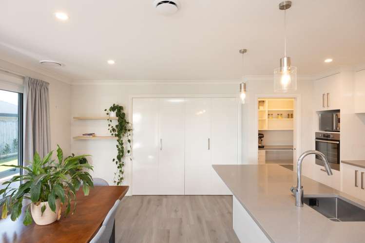 6 Atlantic Drive Fitzherbert_14
