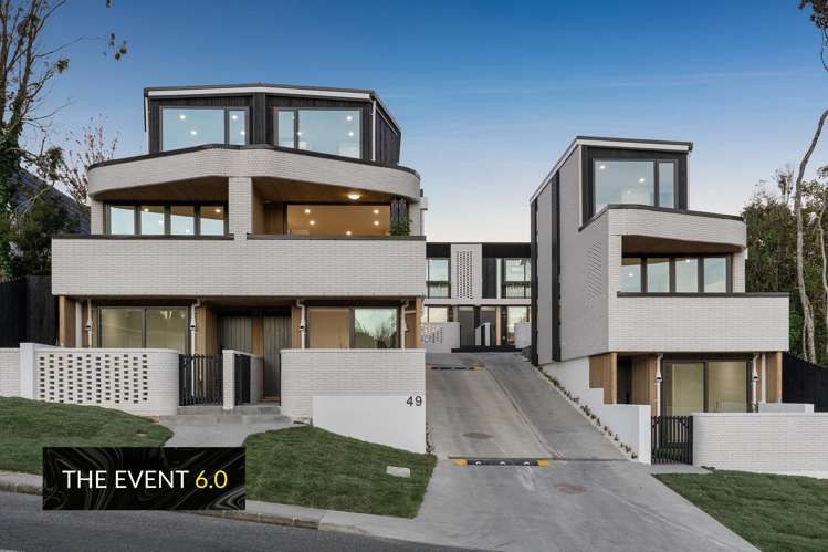 2/49 Stredwick Drive_0