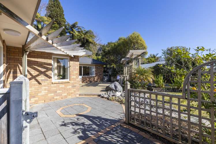 54 Roto Street Hurdon_4