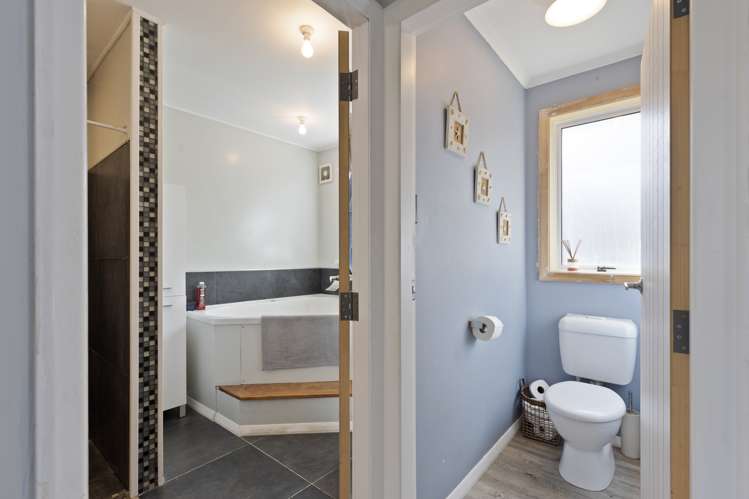 8 Wairau Place Kelvin Grove_14