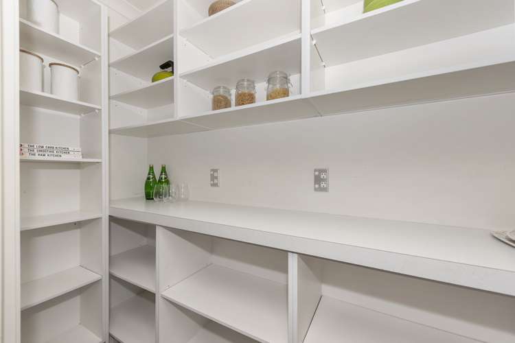 42 Somerton Drive Huntington_8