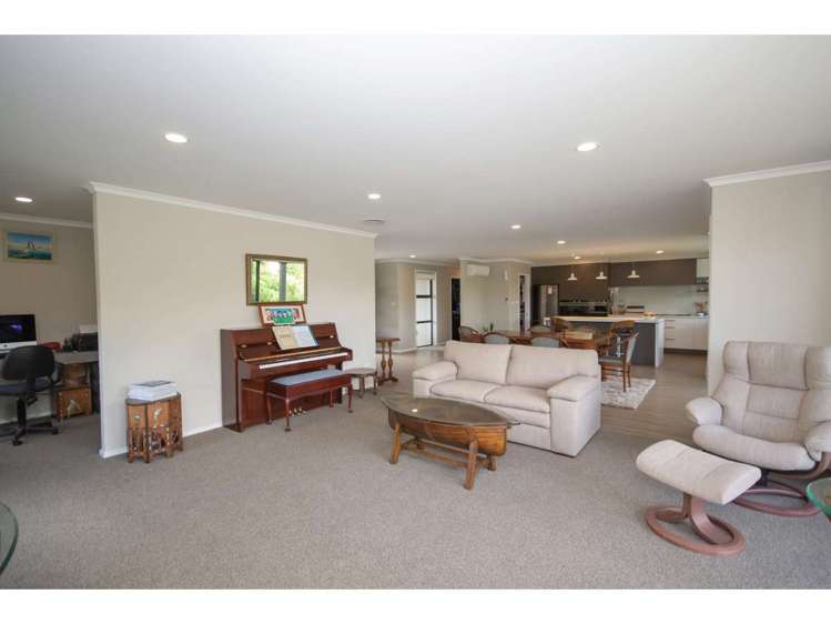 5 Admiralty Drive Haruru_10