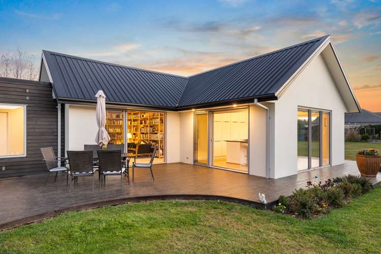 19 Rossington Drive West Melton_14