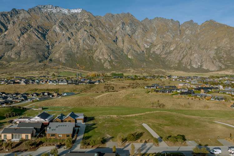 22 Cunninghams Drive Jacks Point_8