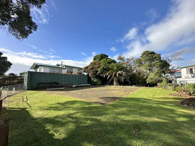 18 High Street East Waitara_0