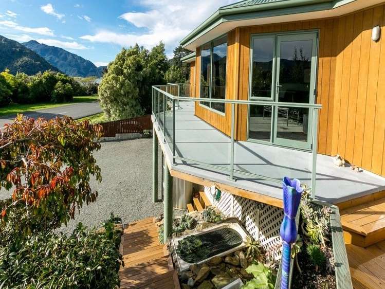 754 Queen Charlotte Drive Havelock_15