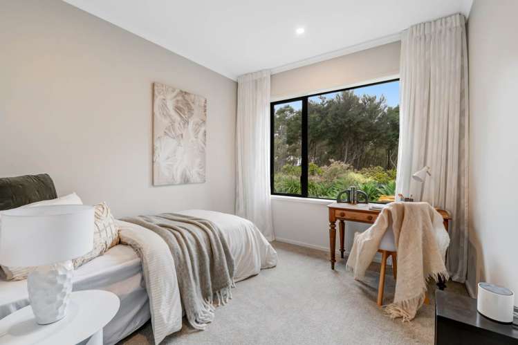 49 Scott Road Stanmore Bay_13