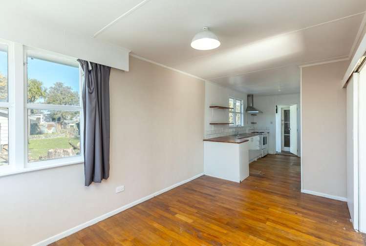 97 Cameron Crescent Masterton_9