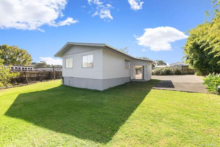 14 Sunray Avenue Titirangi_14