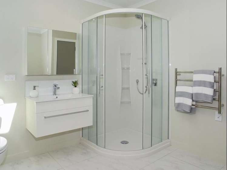 8 Leadline Place Whitby_13