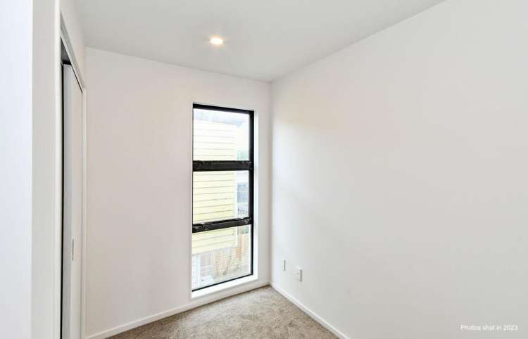 2/3226 Great North Road New Lynn_10