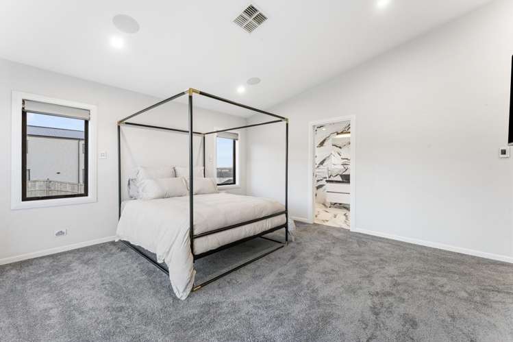 13 Michael Richard Place East Tamaki Heights_17