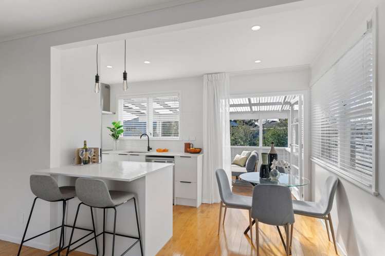 8 Surat Place Glen Eden_7
