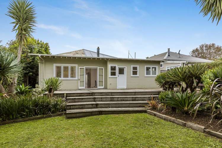 33 Kensington Avenue Mount Eden_17
