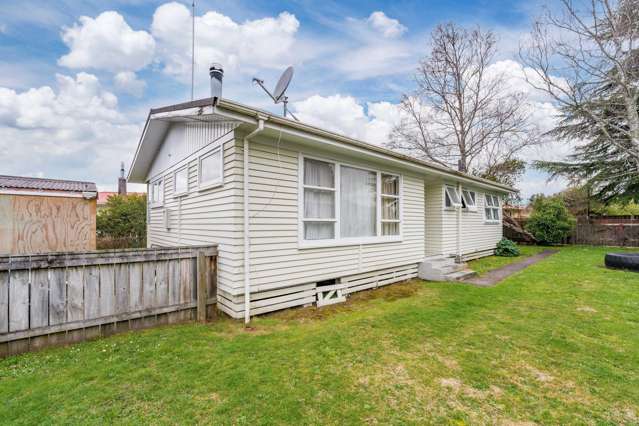 13 Te Rangitautahanga Road Turangi_1