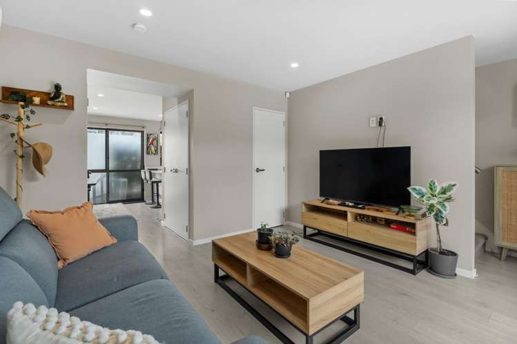 4/45 Methuen Road 1733_4