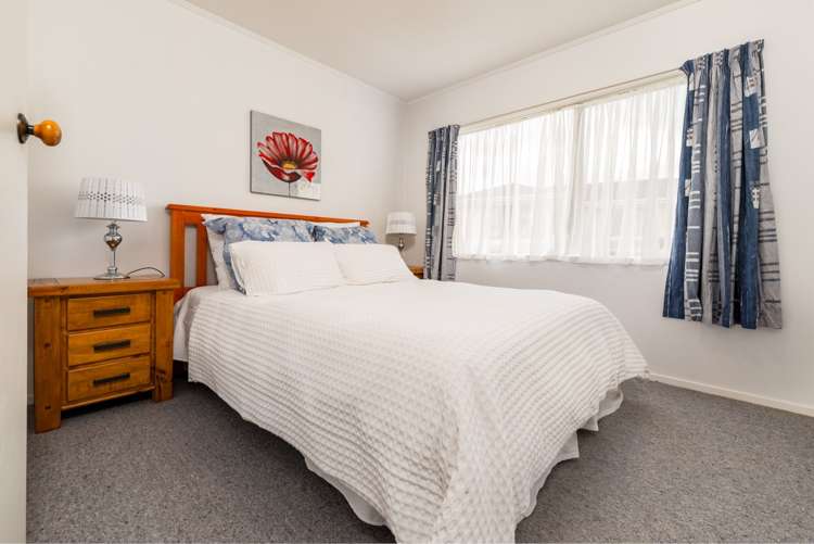 5 Urban Grove Ranui_13